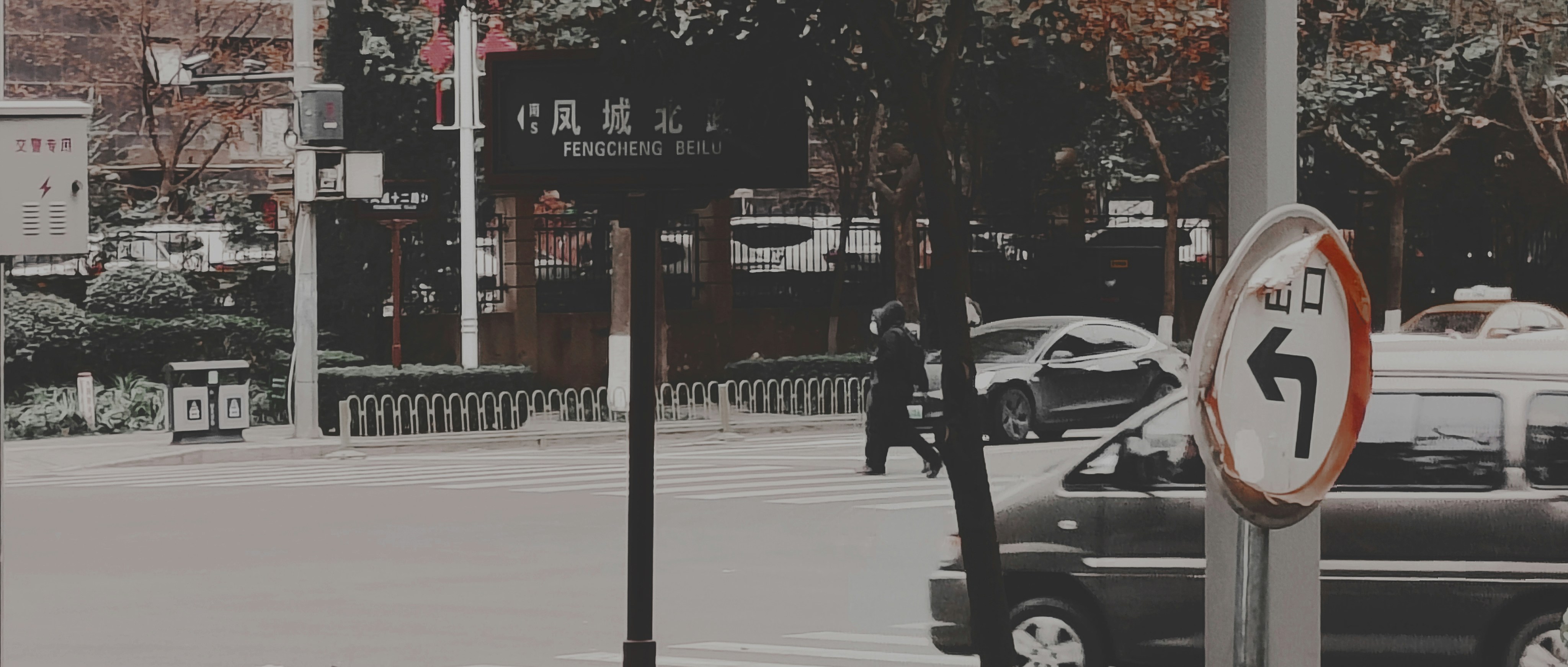 DMAを介してセンサーとメモリが直接接続され、CPUが負担を軽減している仕組みを示す概念図